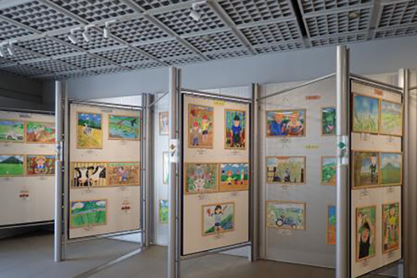 第13回いばらきの農業・農村子ども絵画コンクール入賞作品展開催中